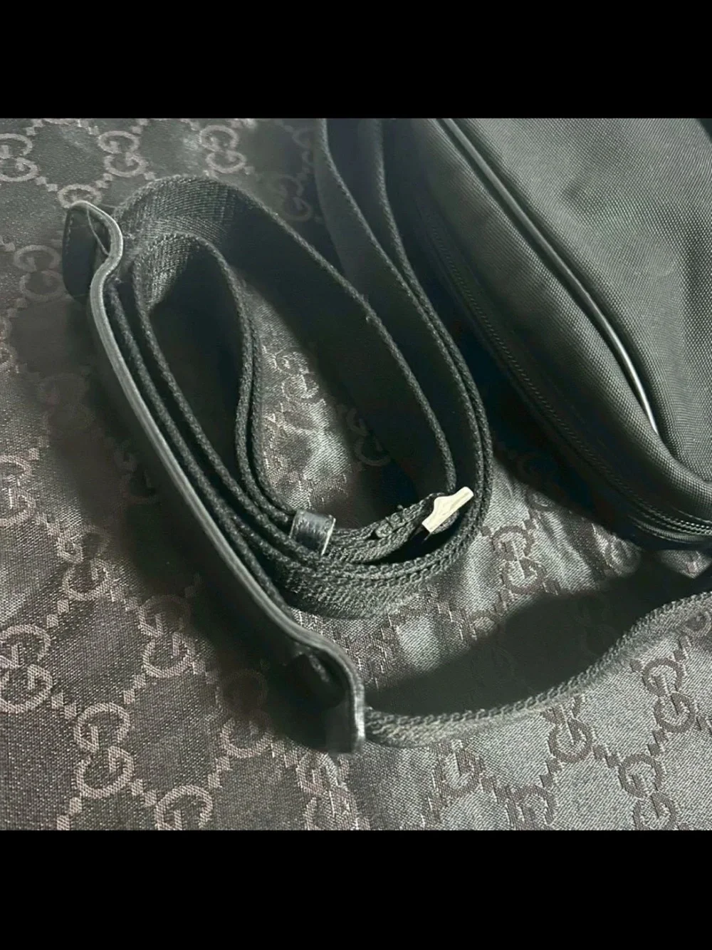 Gucci Black Crossbody Messenger Bag - Men's